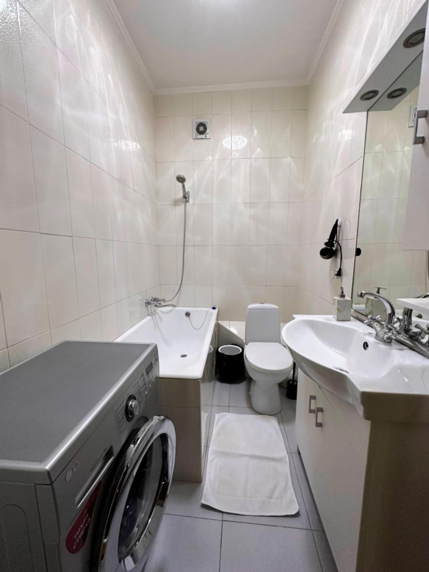 Vita Home Almaty Esterno foto