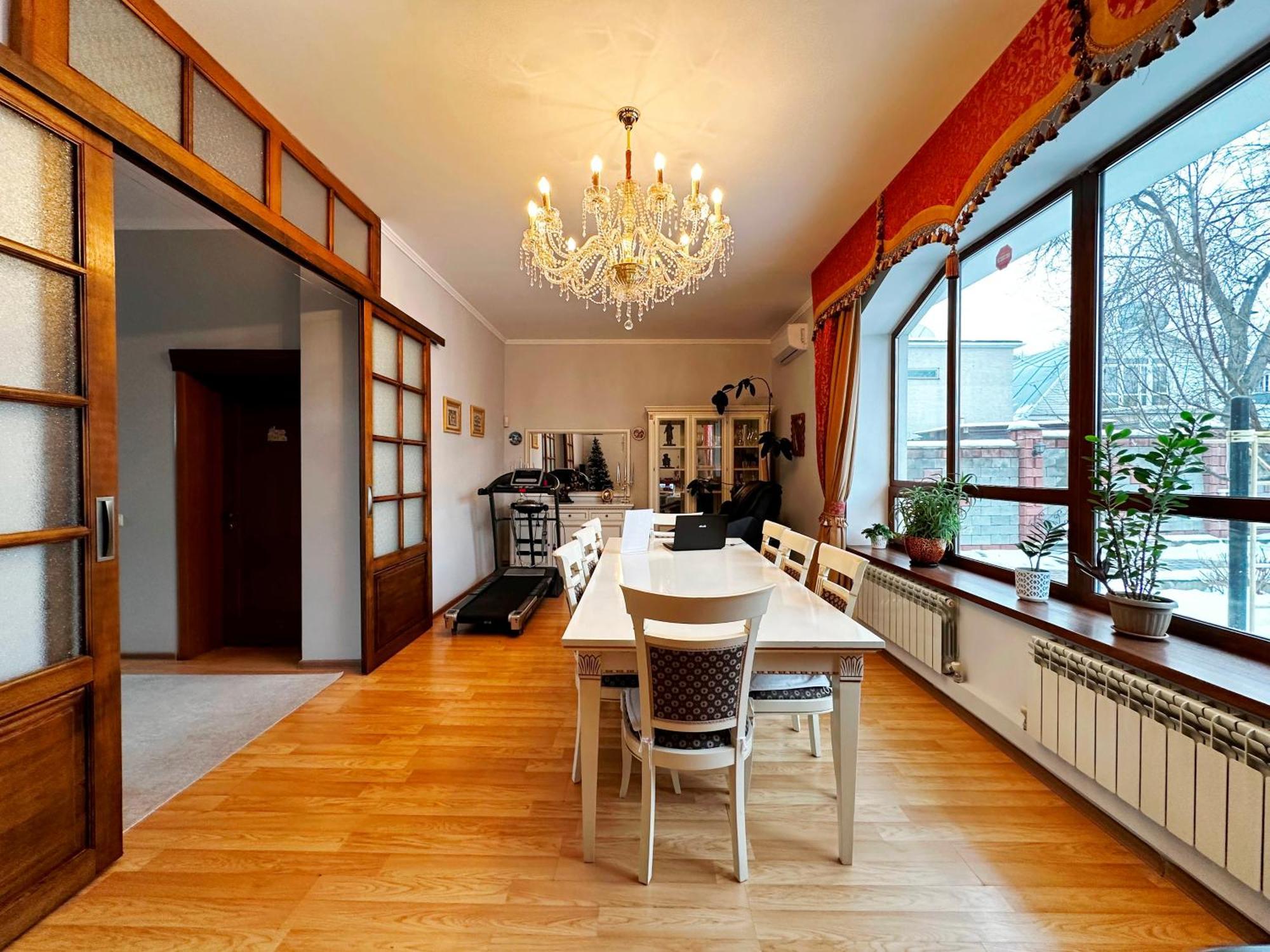 Vita Home Almaty Esterno foto
